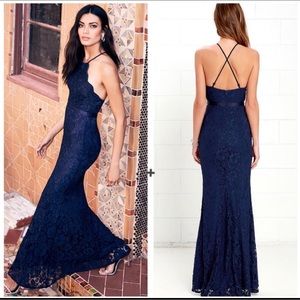 Lulu’s Lace Navy Blue High Neck Lace Gown size 2